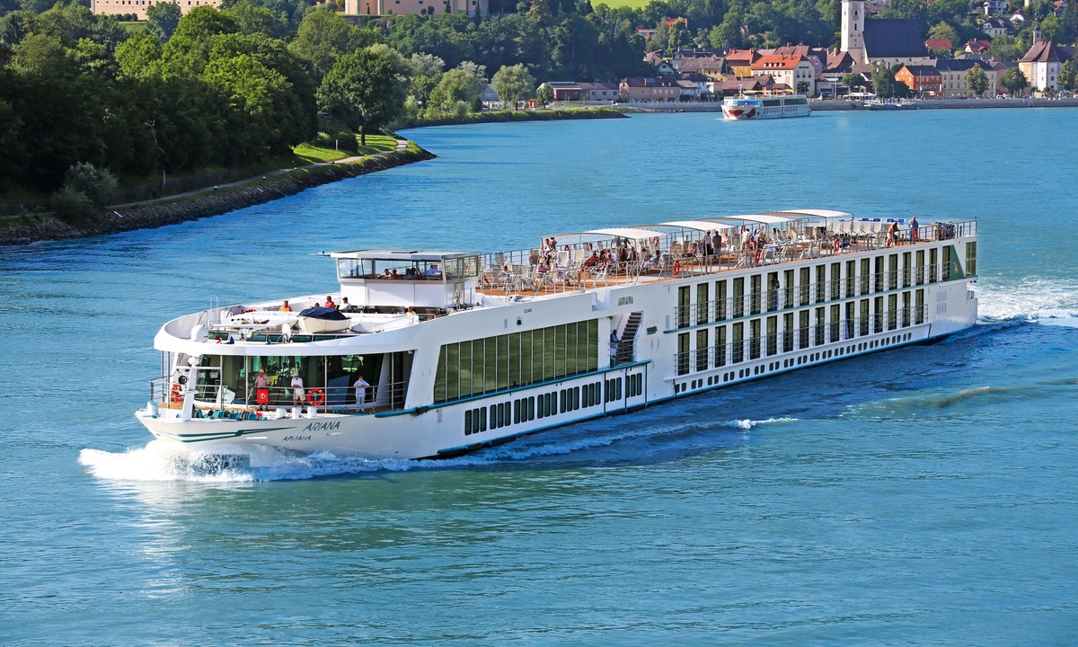 Danube Cruise With Ms Ariana On 27 12 2021 Ari240