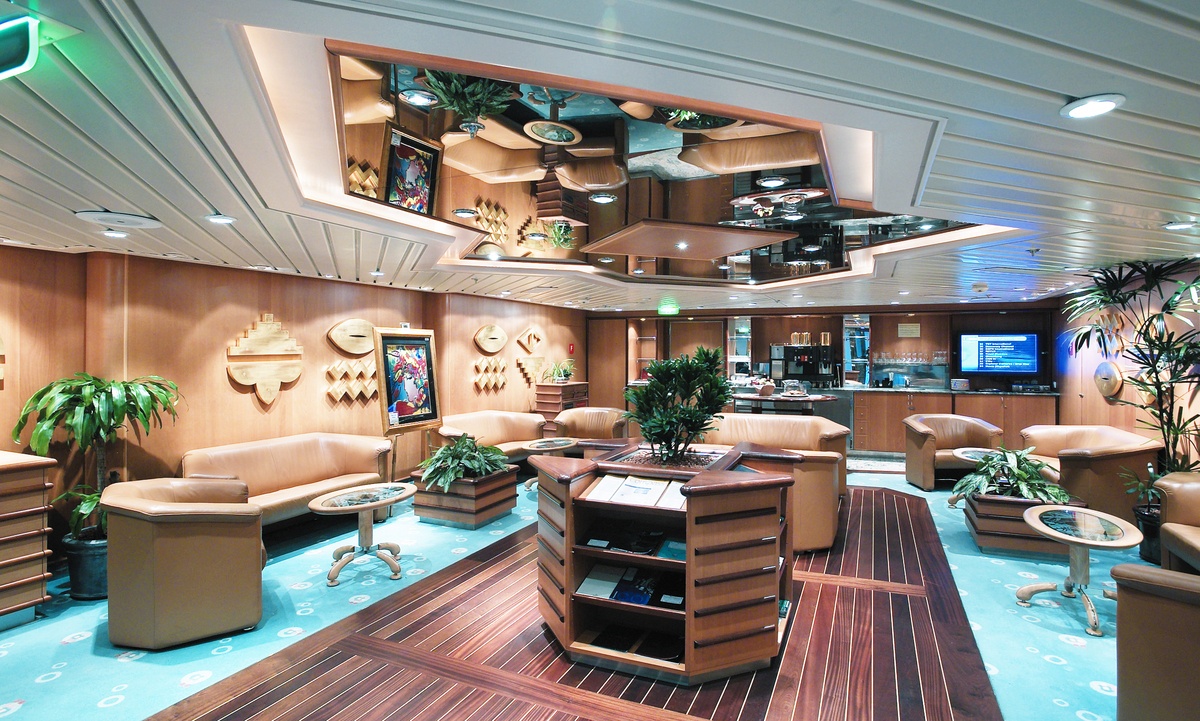 Ms Explorer Of The Seas Royal Caribbean