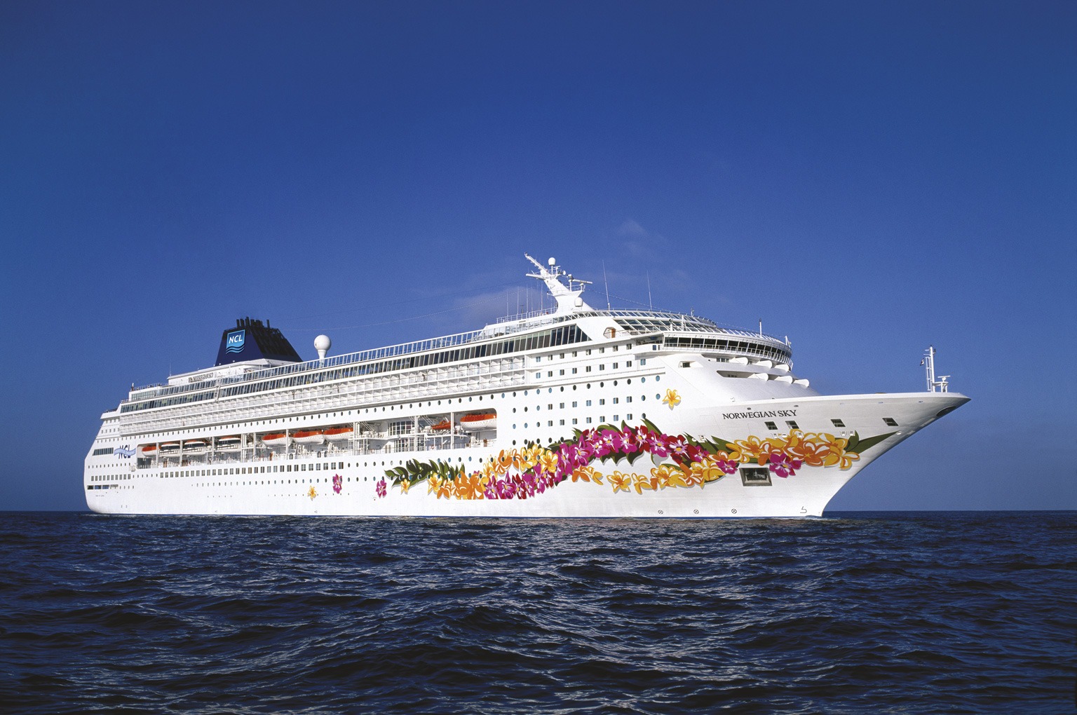 Norwegian Sky Cruise Ship Reviews & Itineraries 2020